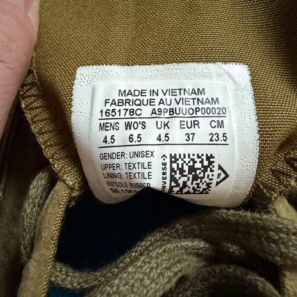 Converse Chuck Taylor 70 Casual Velvet Green Sneakers - Picture 5 of 5